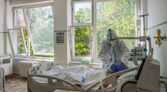 Médicos que atienden pacientes con coronavirus Médicos que atienden pacientes con coronavirus