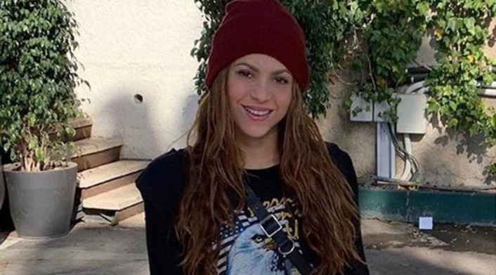 Shakira Shakira