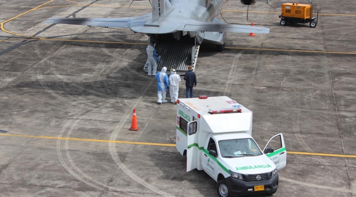La Fuerza Aérea Colombiana realiza el traslado