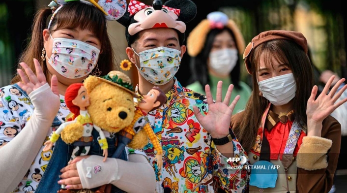 A medida que la propagación del coronavirus se ralentiza en China en las últimas semanas, el país empezó a abrir algunas atracciones turísticas, como la Gran Muralla o la Ciudad Prohibida en Pekín.
