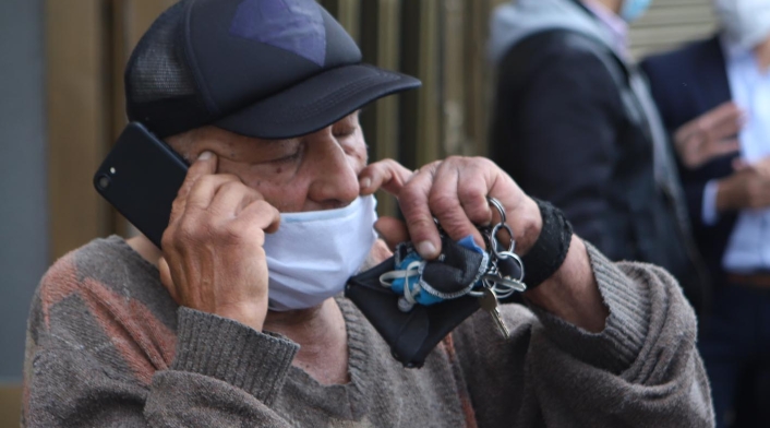 Don Néstor, adulto mayor golpeado por policías por venta ambulante