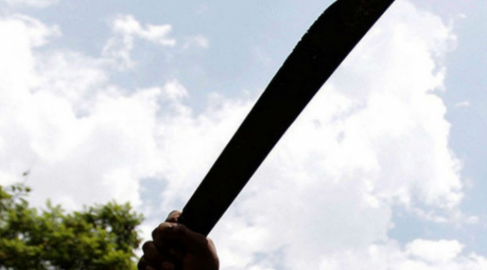 Aparentemente por celos un hombre agredió con un machete a su ex pareja, el hombre fue capturado en las últimas horas.