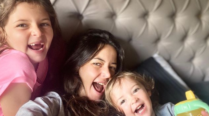 Maleja Restrepo e hijas