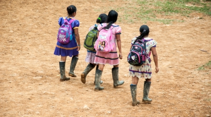 Estudiantes indígenas