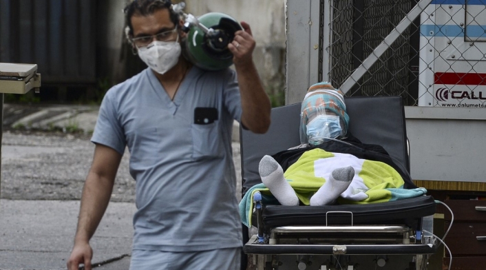 Paciente por coronavirus Paciente por coronavirus