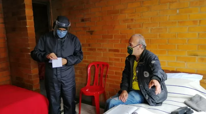 Brote de COVID-19 entre adultos mayores en Bogotá
