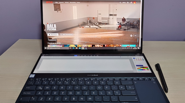 Asus Zenbook Pro Duo, doble pantalla para ver contenido