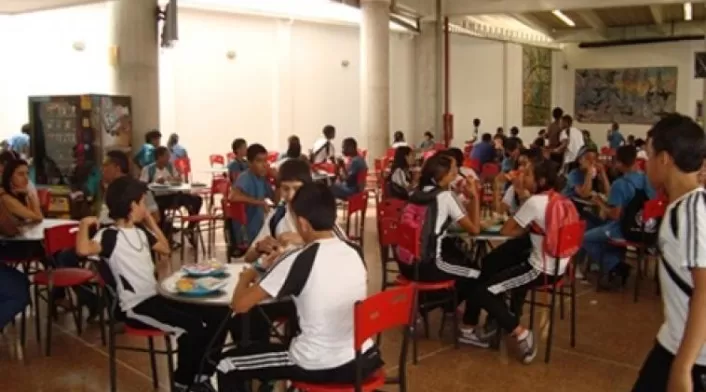Clases - Colegio Clases - Colegio - Alternancia - Clases presenciales