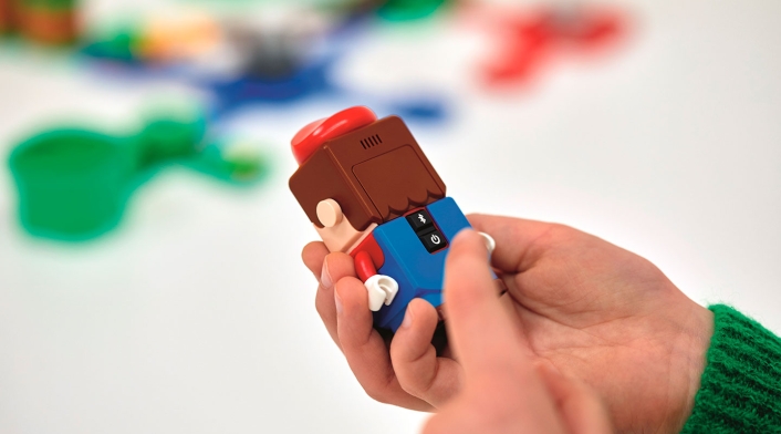 LEGO Super Mario