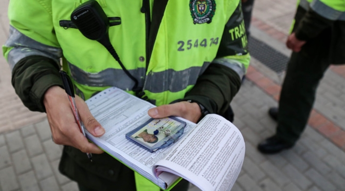 Policía referencia