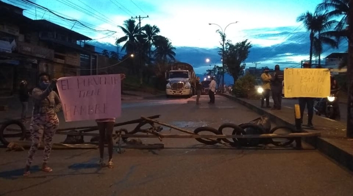 Comunidad en Buenaventura se quejan por falta de ayudas humanitarias