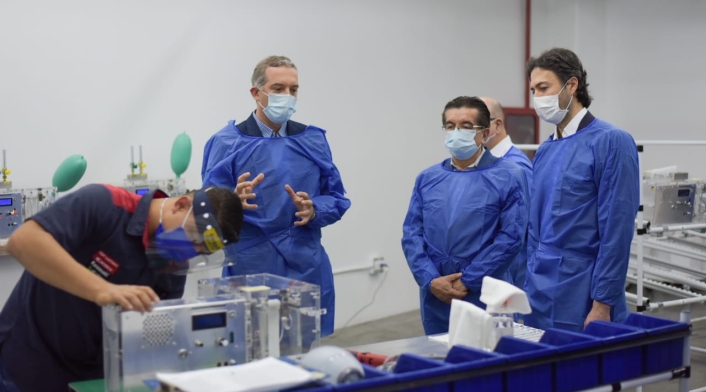 El ministro ministerio de salud notificó la decisión al gobierno departamental.