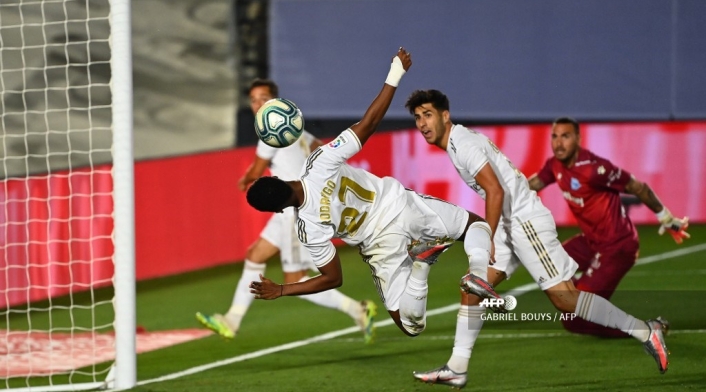 Real Madrid vs Alavés - Liga Española