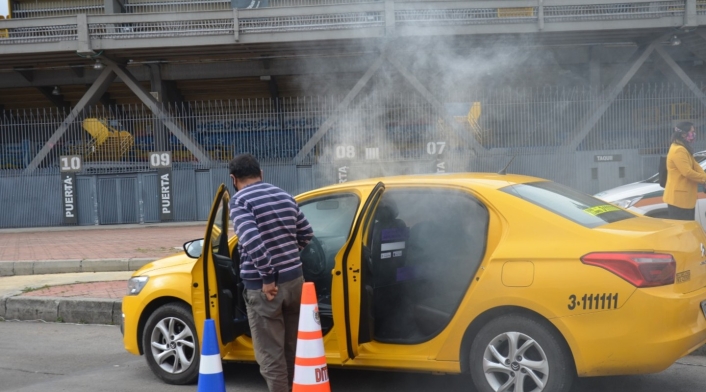 Desinfección de taxis en Bogotá / Coronavirus en Bogotá
