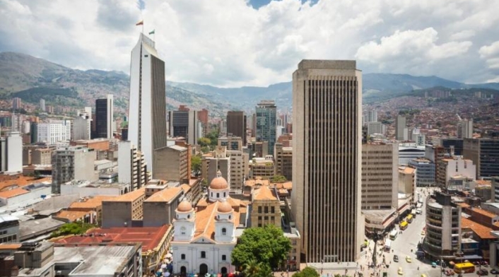 En Medellín el comercio funcionará las 24 horas.