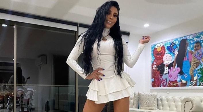 Marcela Reyes, la DJ, mantiene una intensa lucha contra los biopolímeros Marcela Reyes