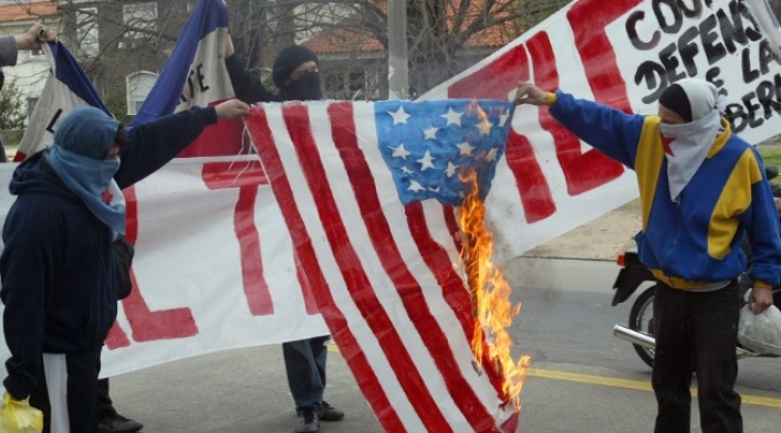 Banderas quemadas de Estados Unidos