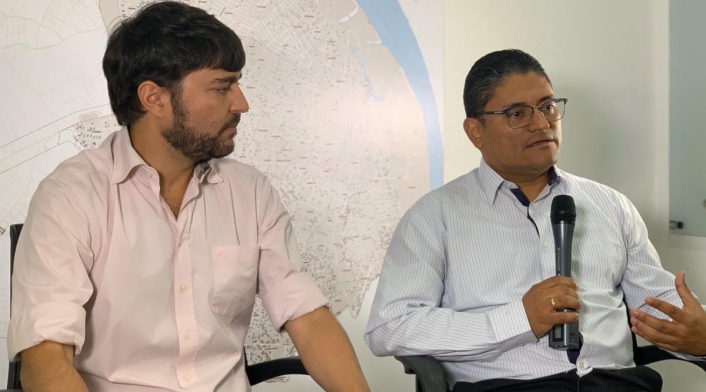 Secretario de Salud Humberto Mendoza
