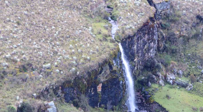 Cascada en el norte del Meta. Cascada en el norte del Meta.