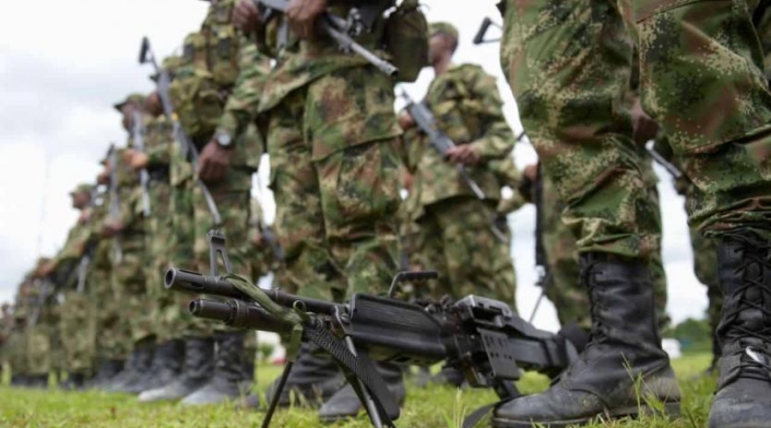 Militares