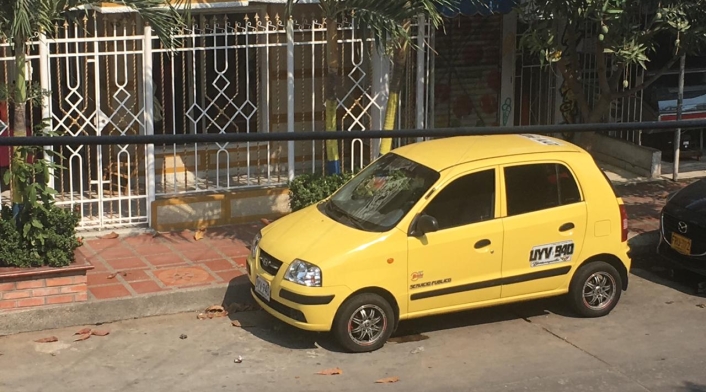 Gremios de taxistas requieren elementos de protección contra el COVID-19