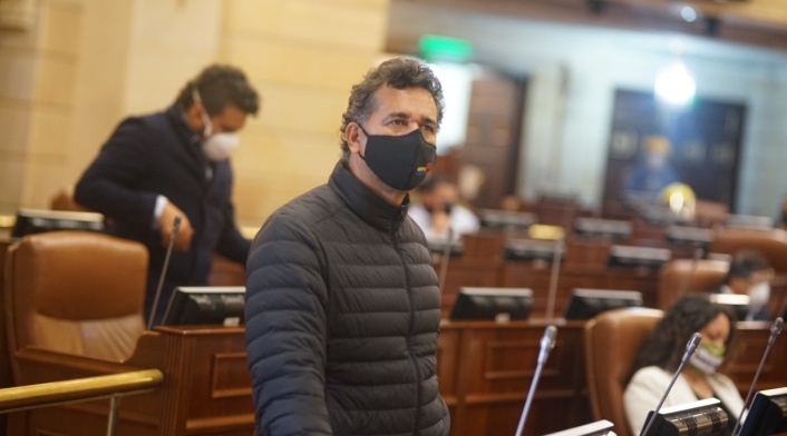 Congresistas de oposición acudieron a sesión del 20 de julio pese a medida cuarentena. Congresistas de oposición acudieron a sesión del 20 de julio pese a medida cuarentena.