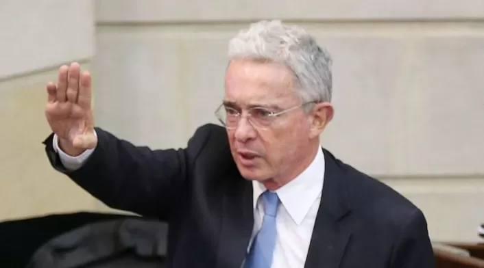 Álvaro Uribe Vélez en el Senado Álvaro Uribe Vélez en el Senado