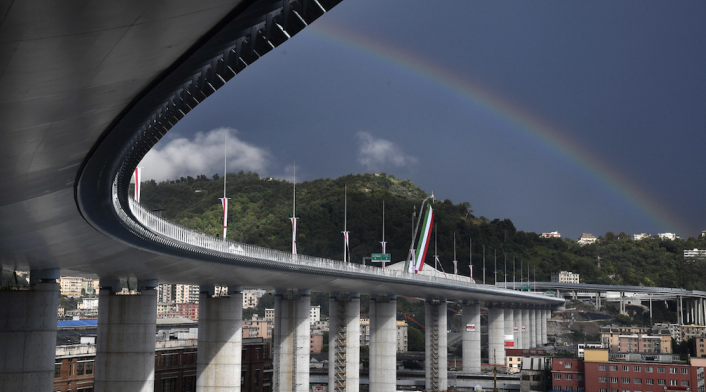 Nuevo puente de Génova en Italia