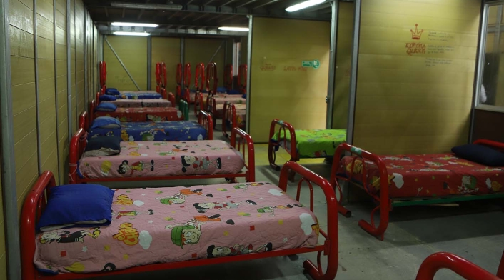 Reabren centro Bakatá para habitantes de calle tras superar brote de coronavirus.