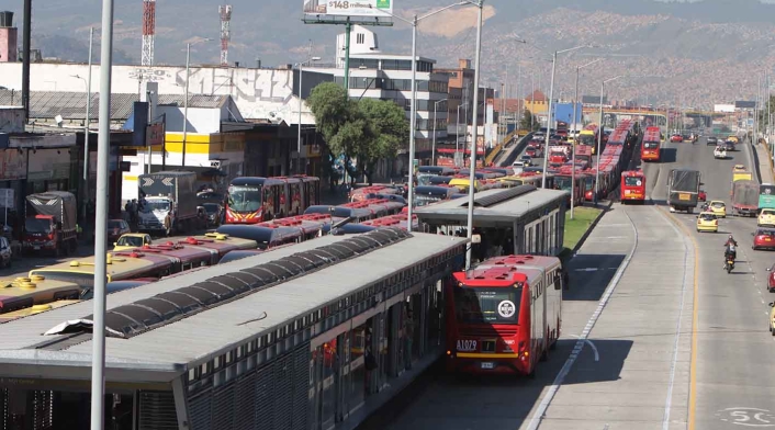 Protestas de comerciantes paralizan a Bogotá
