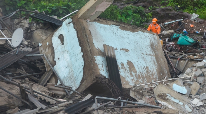 Derrumbe de edificio en la India