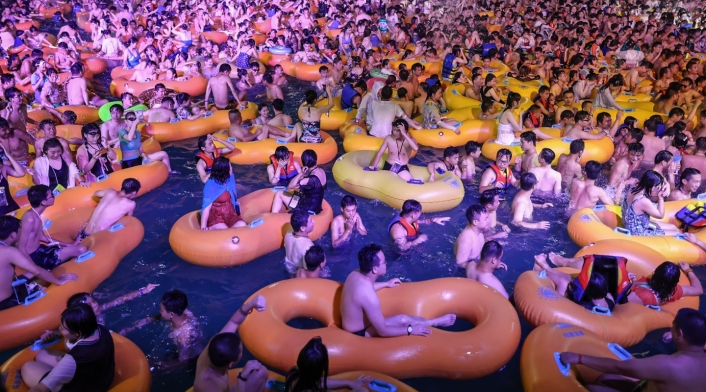 Polémica macrofiesta tecno en Wuhan, donde empezó la pandemia