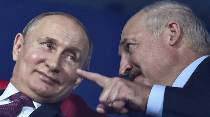 Presidente ruso, Vladimir Putin con el presidente bielorruso, Alexandr Lukashenko