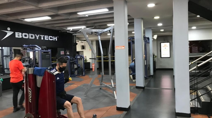Cada persona debe hacer una reserva de horario para poder entrenar.