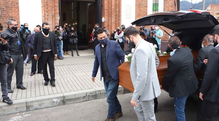 Javier Ordóñez: su sepelio fue entre peticiones de sus familiares de justicia