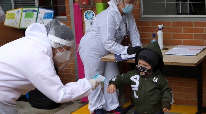 Jardines infantiles vuelven en pandemia / Niños en medio de covid-19