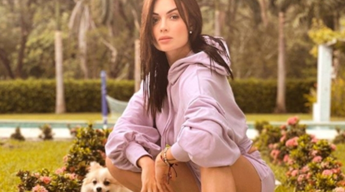 Sara Uribe