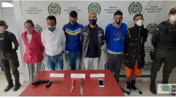 Banda de venezolanos La Vecindad Banda de venezolanos La Vecindad