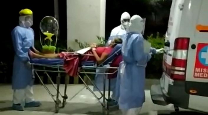 La mujer se recuperó del COVID-19