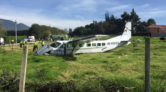 Avioneta accidentada en Bogotá Avioneta accidentada en Bogotá