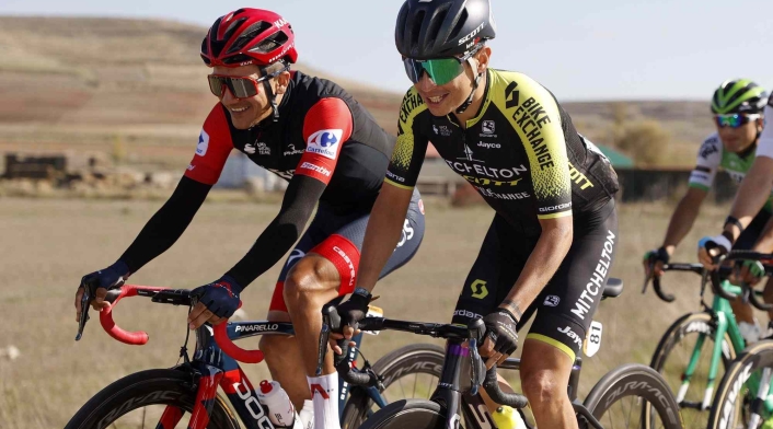 Esteban Chaves y Richard Carapaz