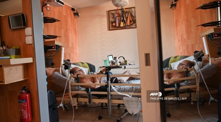Hombre con enfermedad incurable insiste en dejarse morir