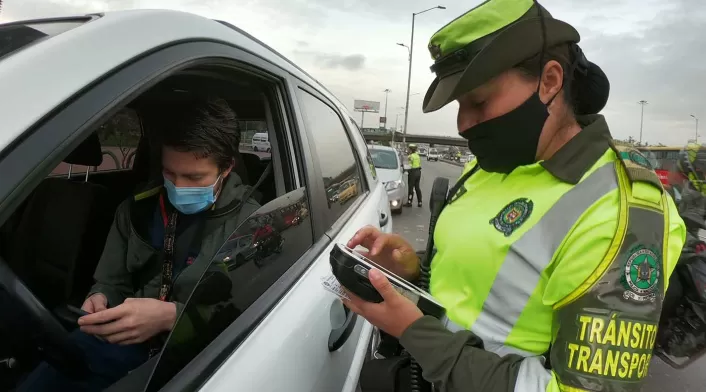 Multas a infractores - pico y placa en Bogotá - Policía de Tránsito