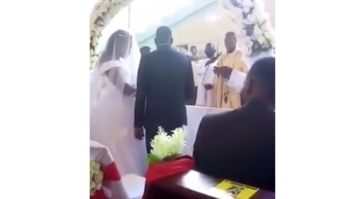 Mujer irrumpió en en boda