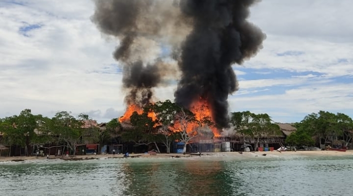 Capturan a una menor y tres adultos presuntamente relacionados en el incendio de Playa Blanca, Isla de Barú