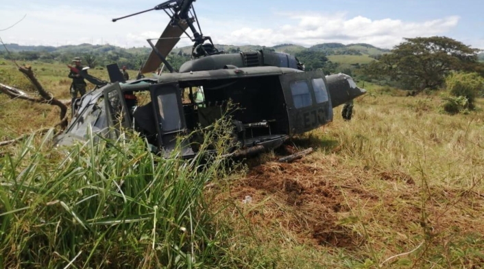 Así quedó la aeronave del Ejército.