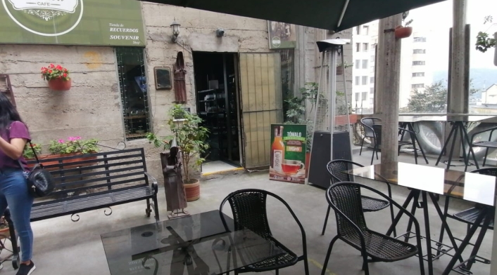Tazzioli Café