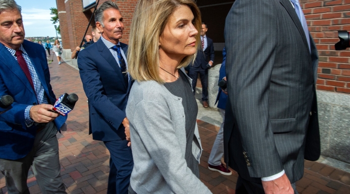 Lori Loughlin Lori Loughlin