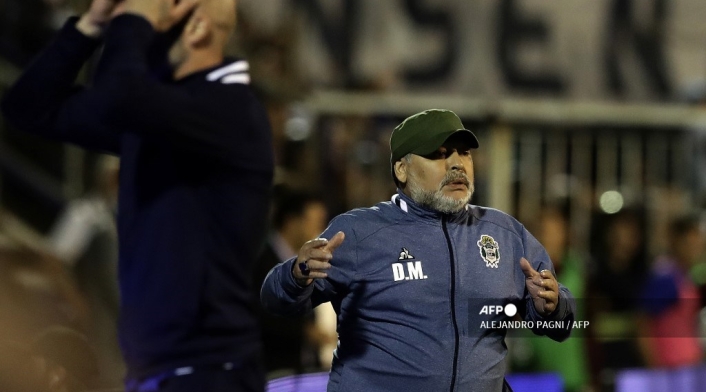 Diego Maradona y Gallego Méndez en Gimnasia