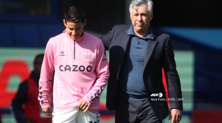 James y Ancelotti